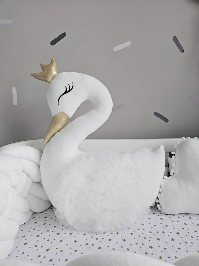 Baby Bedding Set Creamy - Princess Swan & Cloud Pillows