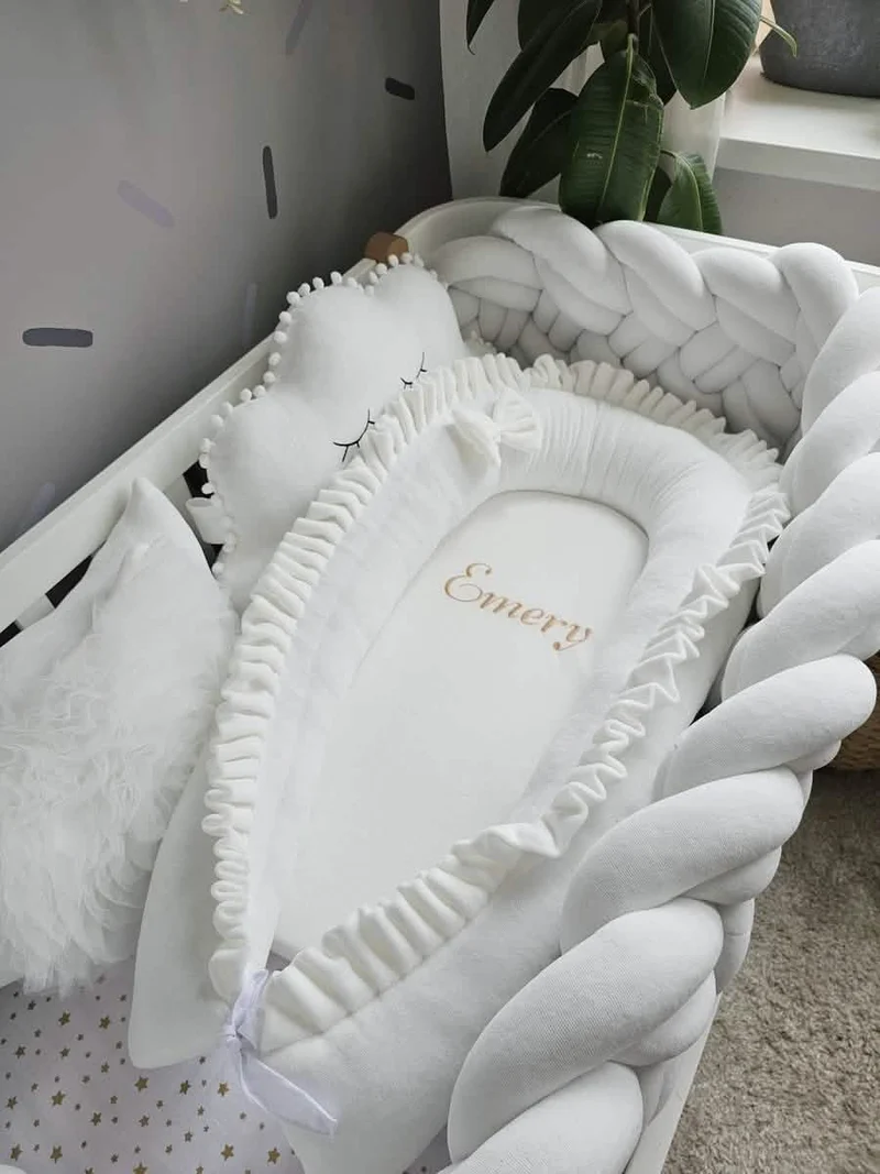 Baby Bedding Set Creamy - Princess Swan & Cloud Pillows