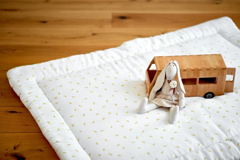Krabbeldecke aus Musselin – Farbdruck, weich & luftig
