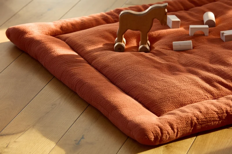 Krabbeldecke aus Doppelkrepp – weich & robust