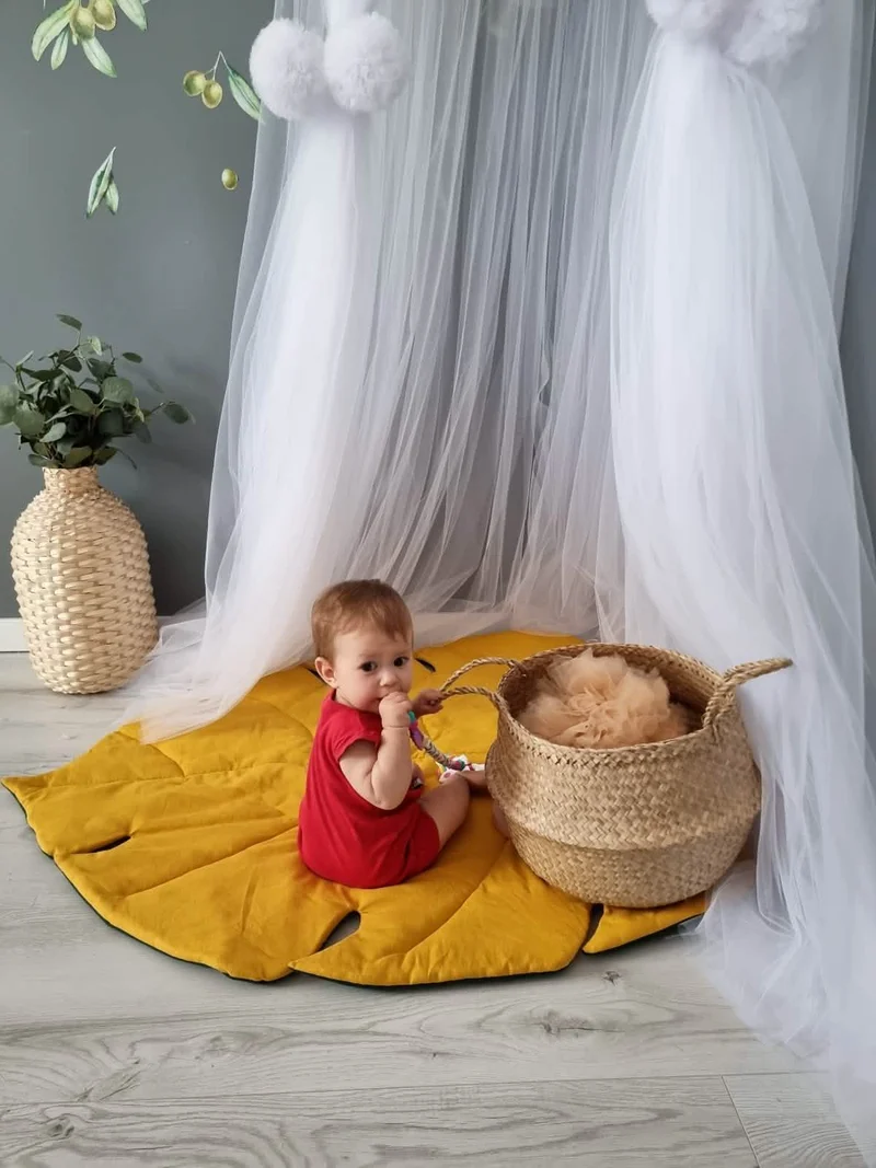 Baby play mat monstera. Leaf nursery rug.