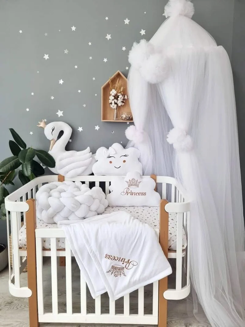 Baby Bedding Set White - Princess Swan & 2 Cloud Pillows