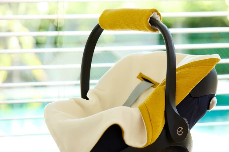 Babydecke für Babyschale Winter aus Doppelkrepp – weich & robust