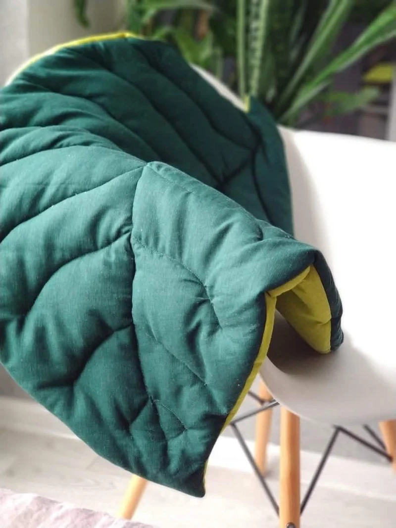 Baby linen leaf play mat emerald green