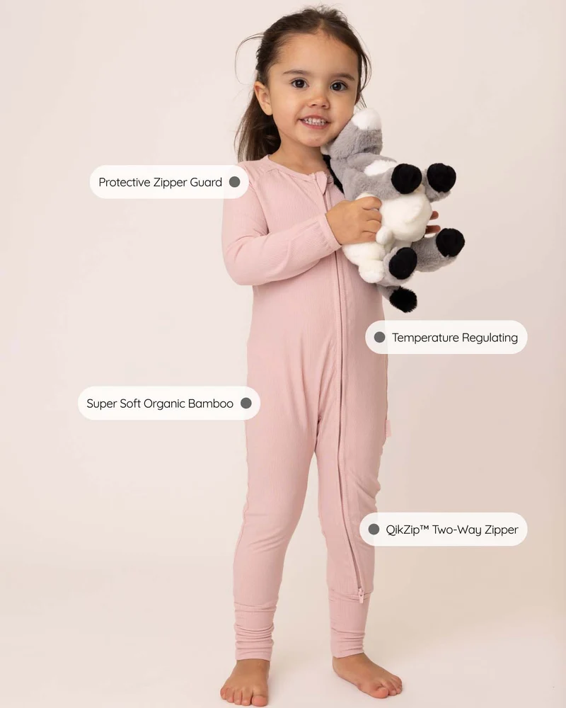 BABYGO® Dusty Pink gerippter Schlafanzug mit Reißverschluss