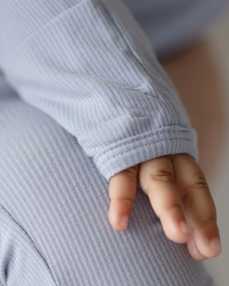 BABYGO® Schieferblauer gerippter Schlafanzug mit Reißverschluss