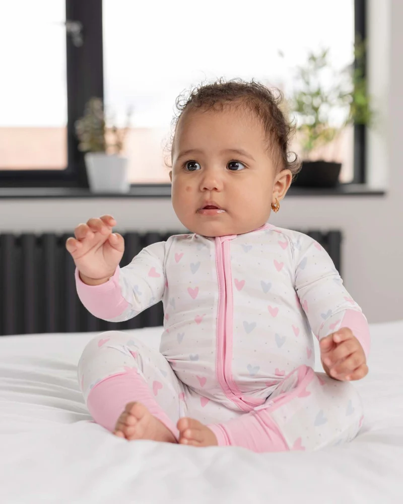BABYGO® Herz-Schlafanzug mit Reißverschluss
