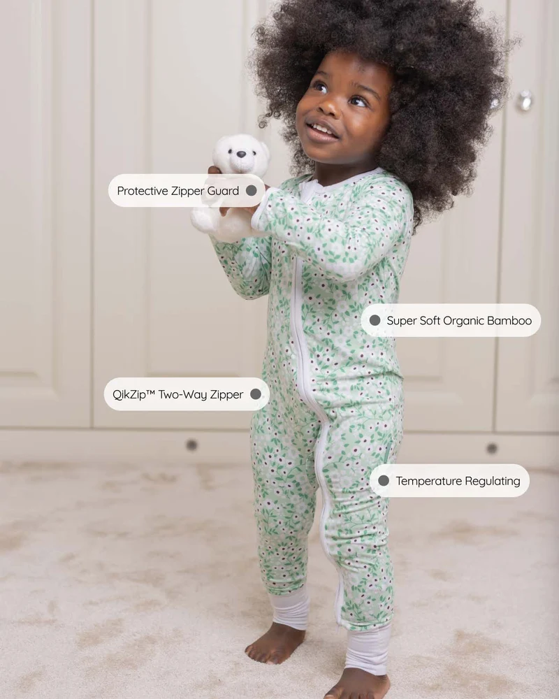 BABYGO® Floraler Schlafanzug mit Reißverschluss