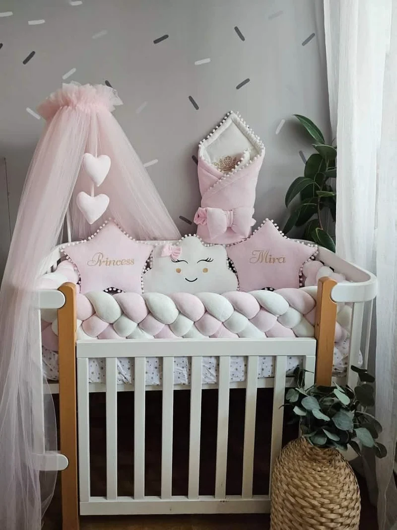 Baby Girl Bedding Set Luxurious - Cloud Face & 2 Star Pillows