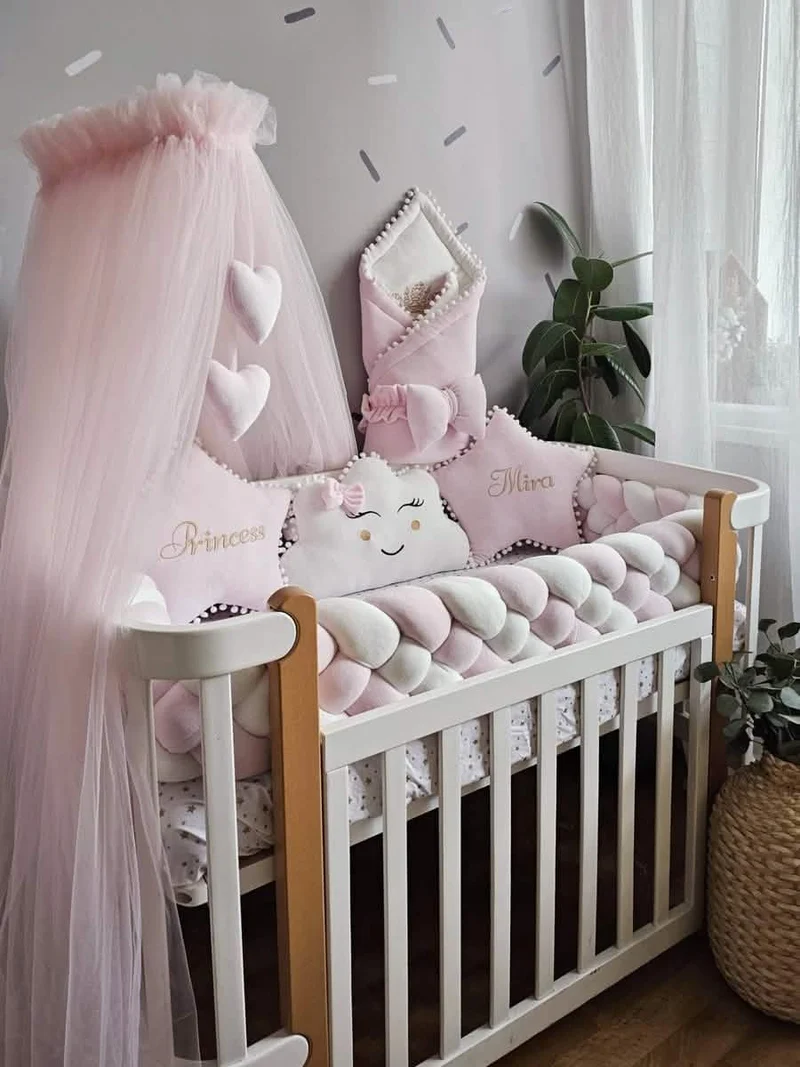 Baby Girl Bedding Set Luxurious - Cloud Face & 2 Star Pillows