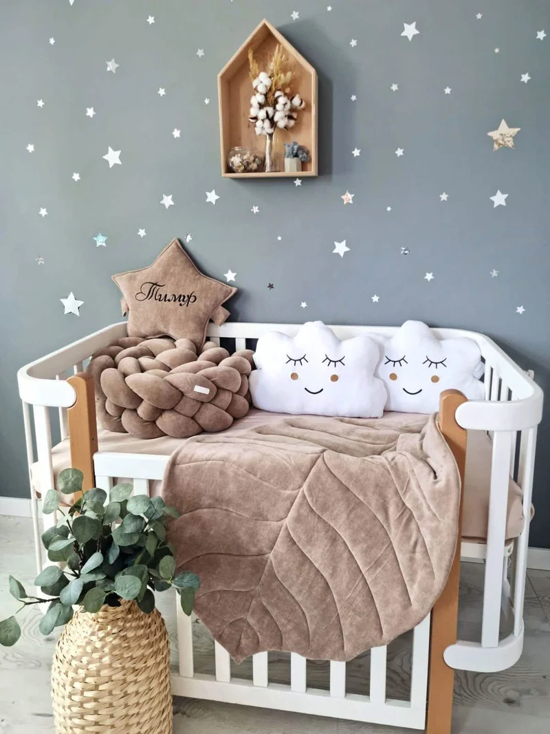 Baby leaf play mat light gray