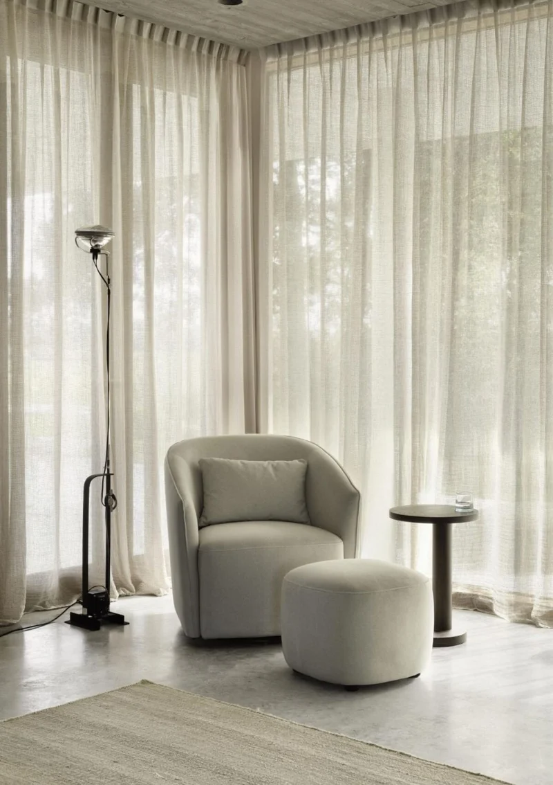 Drehsessel 'Gomi Swivel & Gliding' Mohair Beige