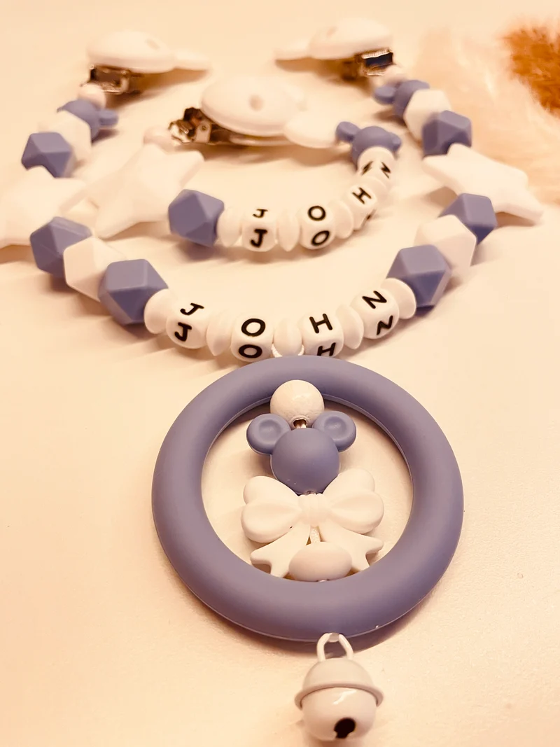 Schnullerkette, Kinderwagenkette Maus mit Stern blau weiß