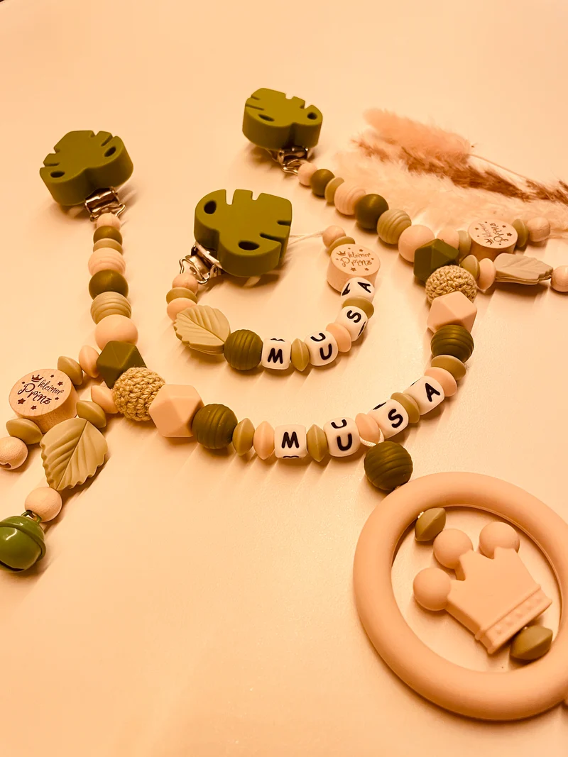 Schnullerkette Kinderwagenkette kleiner Prinz Blatt grün/beige