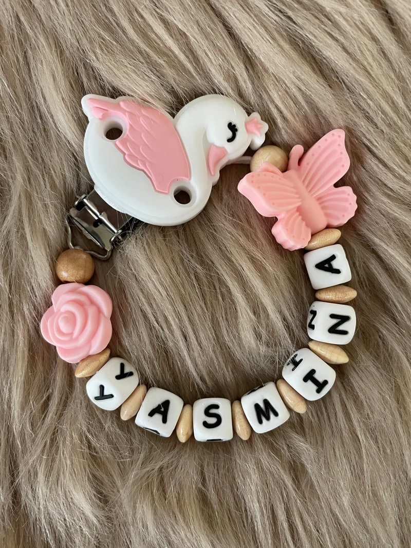 Schnullerkette Schwan mit Schmetterling rosa beige