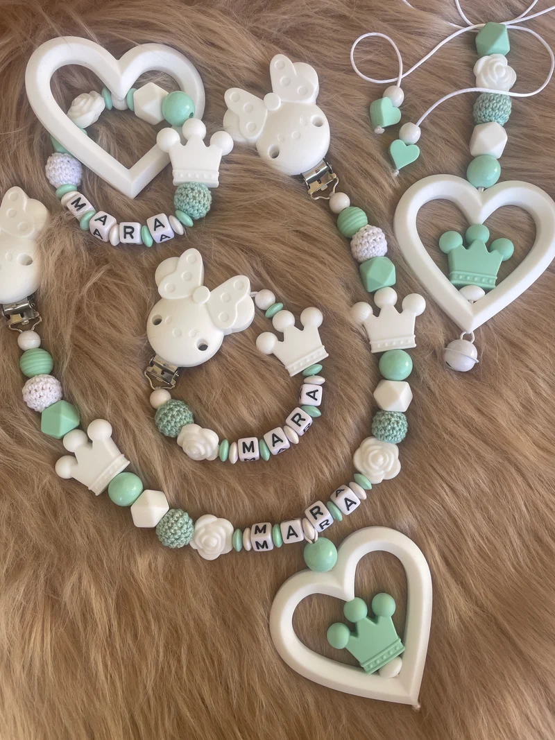 Schnullerkette, Kinderwagenkette, Greifring, Babyschalenanhänger Maus mint weiß
