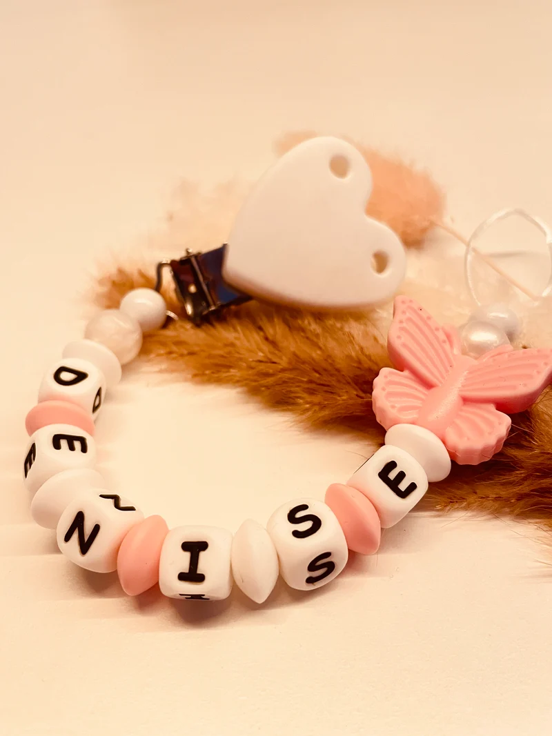 Schnullerkette personalisiert Schmetterling rosa/weiß/perlmutt