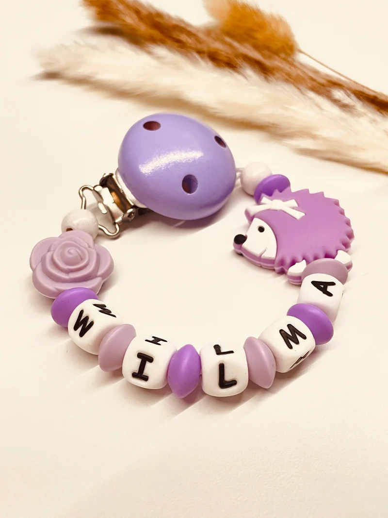 Schnullerkette Igel mit Rose flieder