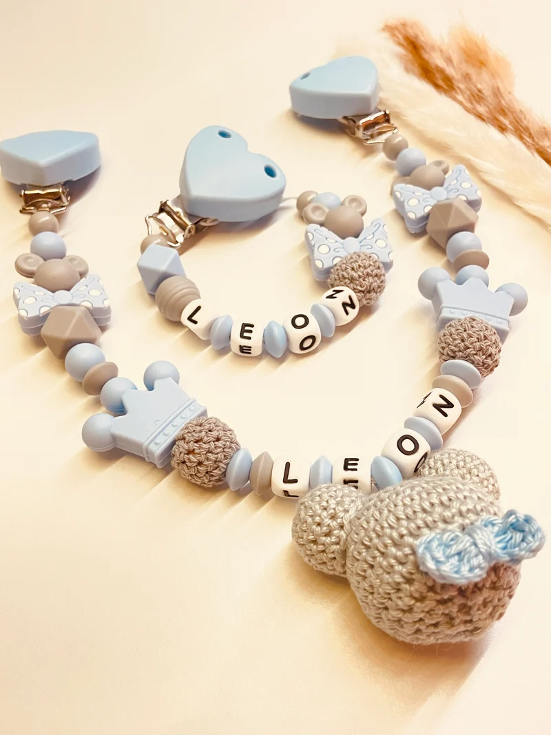 Schnullerkette, Kinderwagenkette personalisiert Maus gehäkelt blau grau