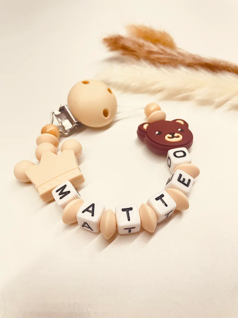 Schnullerkette Bär mit Krone beige