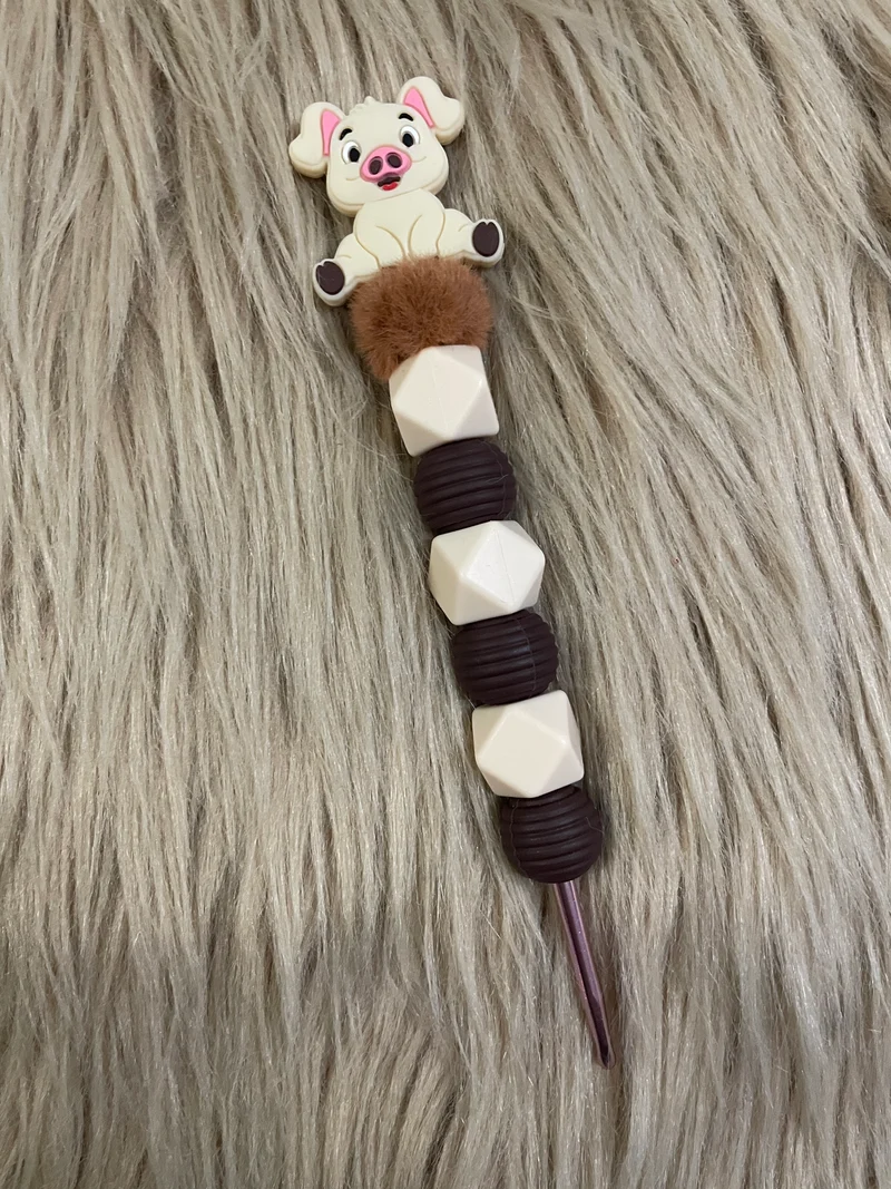 Häkelnadel Schwein braun-beige Silikon ergonomisch