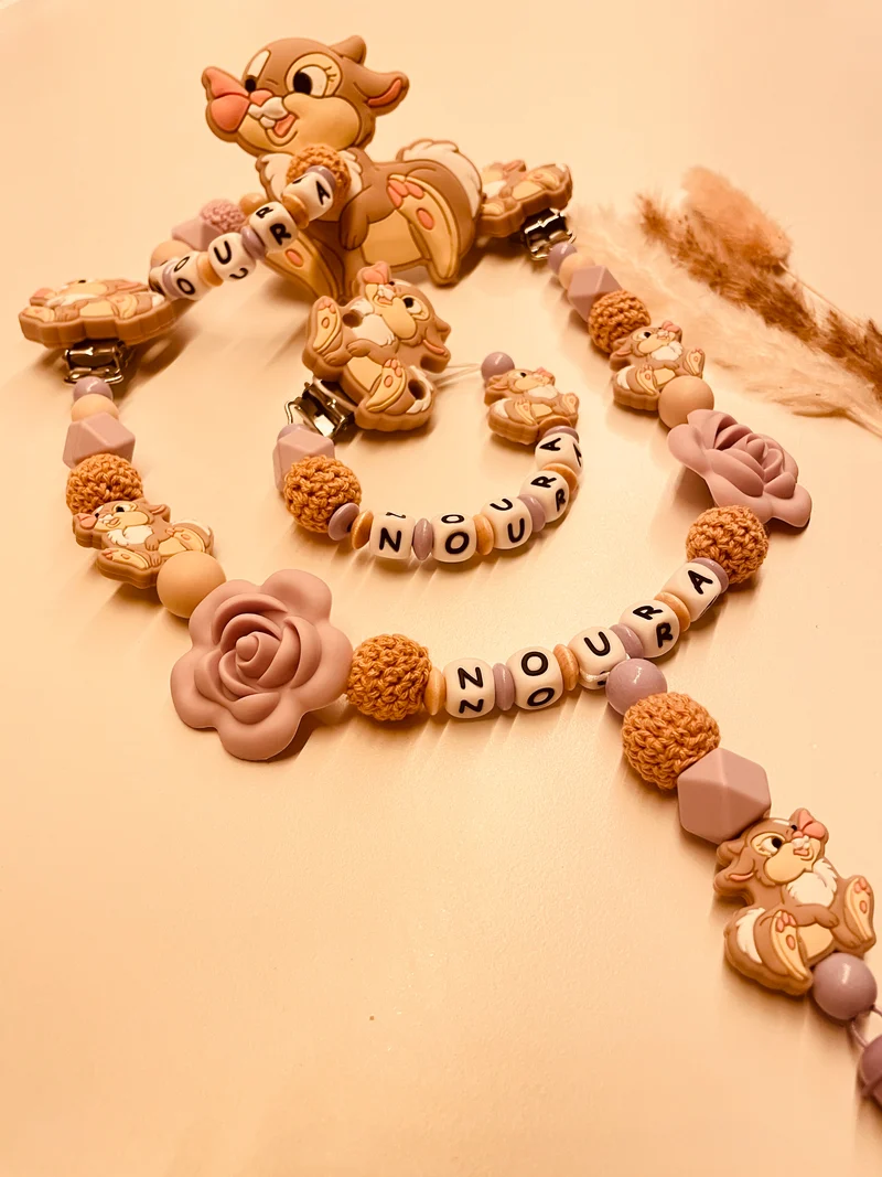 Schnullerkette, Kinderwagenkette, Greifring personalisiert Hase flieder beige