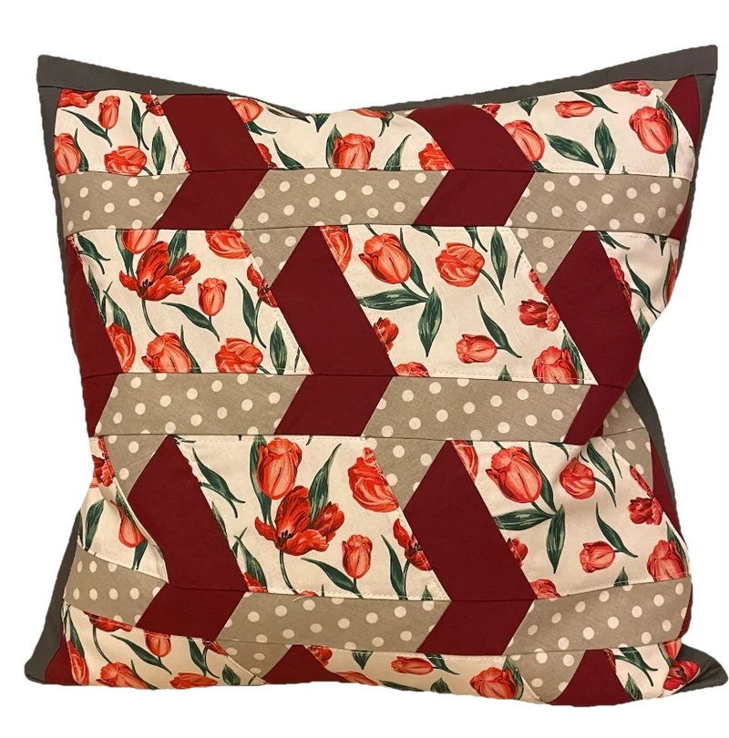 Patchwork Kissenhülle in 3D Optik, Landhausstil Kissenbezug, rot/weiß/anthrazit 40x40cm