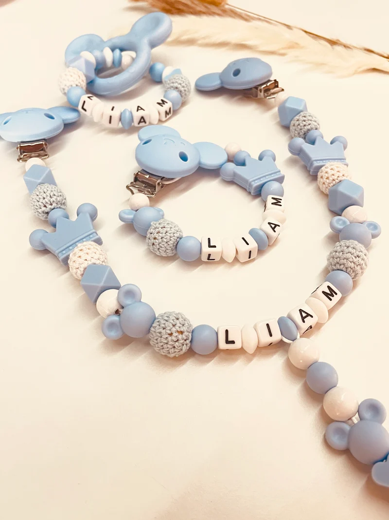 Schnullerkette, Kinderwagenkette, Greifring personalisiert Maus mit Krone Prinz blau weiß