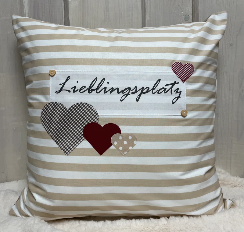 Landhausstil Kissenhülle, Kissenbezug, Dekokissen Lieblingsplatz, beige/weiß gestreift