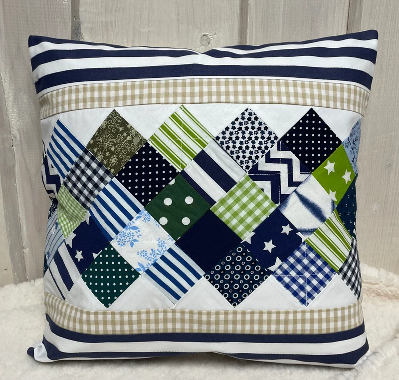 Patchwork Kissenhülle, Landhausstil Kissenbezug, blau/weiß/grün 40x40cm.