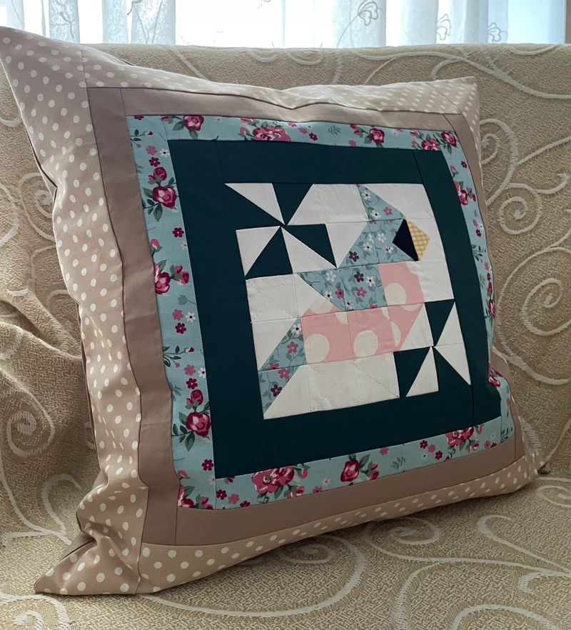 Patchwork Kissenhülle, Landhausstil Kissenbezug, Vogel
