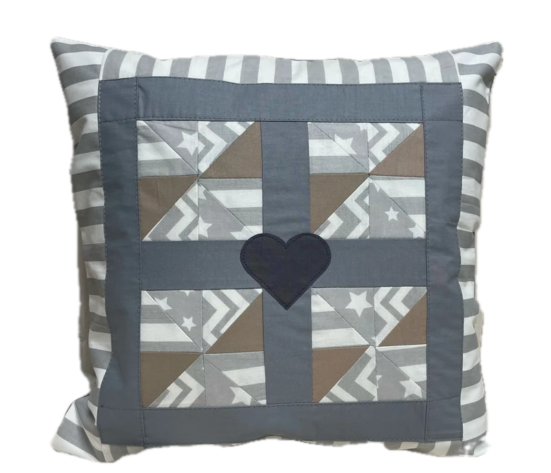 Patchwork Kissenhülle, Landhausstil Kissenbezug, grau/weiß/beige 40x40cm.