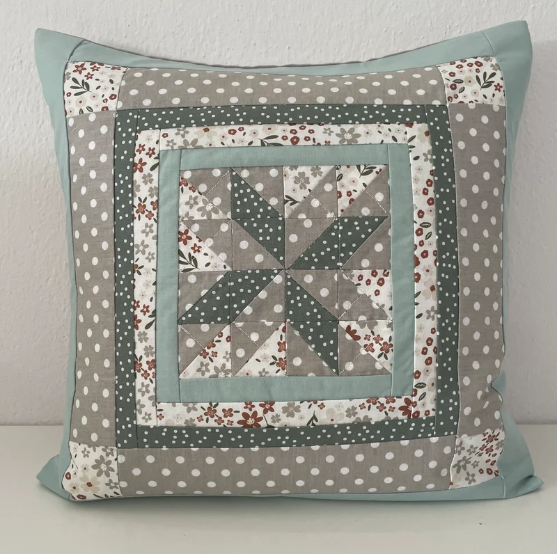 Patchwork Kissenhülle, Landhausstil Kissenbezug, mint/beige/weiß 40x40cm.