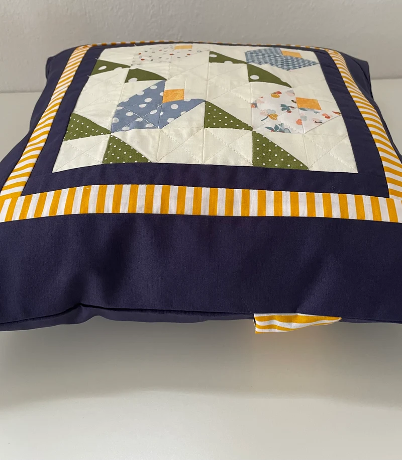 Patchwork Kissenhülle, Landhausstil Kissenbezug, blau/grün/gelb 40x40cm