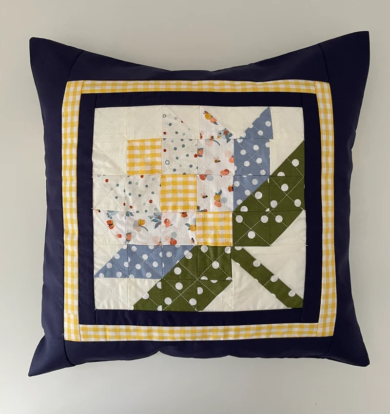 Patchwork Kissenhülle, Landhausstil Kissenbezug, blau/grün/gelb 40x40cm