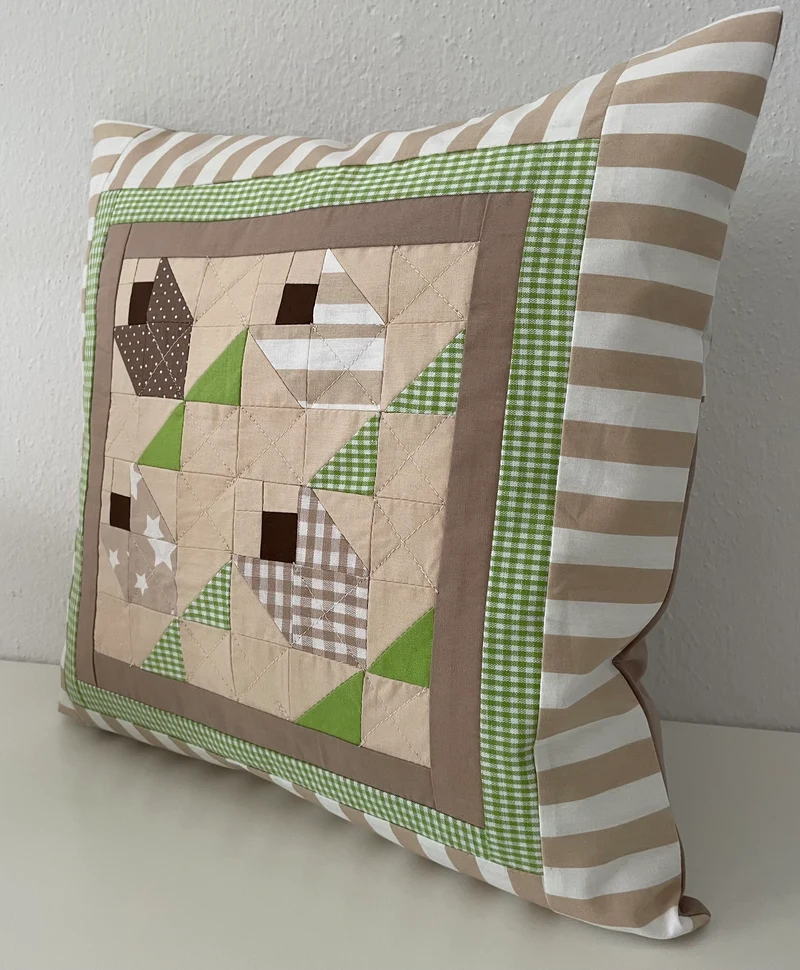Patchwork Kissenhülle, Landhausstil Kissenbezug, beige/grün 40x40cm