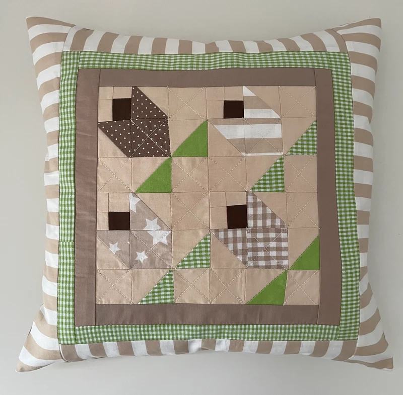 Patchwork Kissenhülle, Landhausstil Kissenbezug, beige/grün 40x40cm