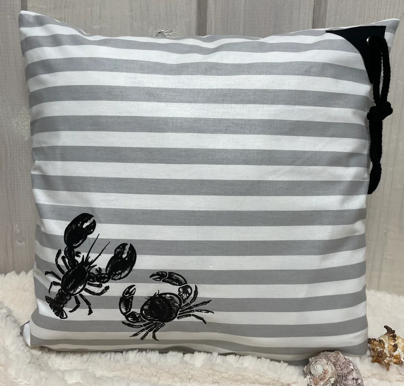 Maritime Kissenhülle, Landhausstil Kissenbezug * Krebse * grau/weiß