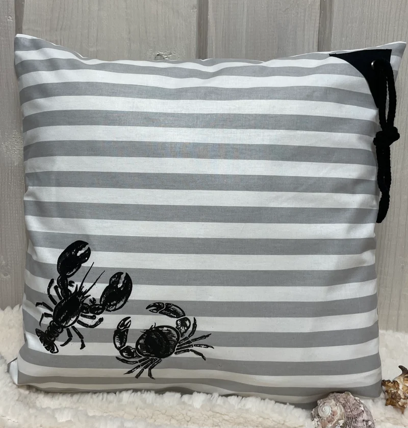 Maritime Kissenhülle, Landhausstil Kissenbezug * Krebse * grau/weiß