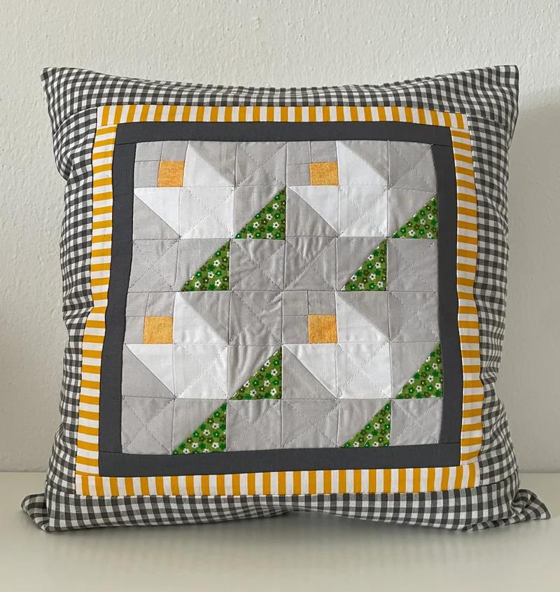 Patchwork Kissenhülle, Landhausstil Kissenbezug, grau/gelb/grün/weiß 40x40cm