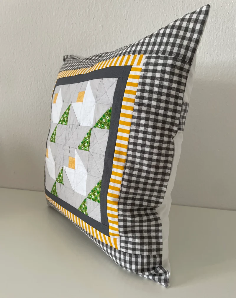 Patchwork Kissenhülle, Landhausstil Kissenbezug, grau/gelb/grün/weiß 40x40cm