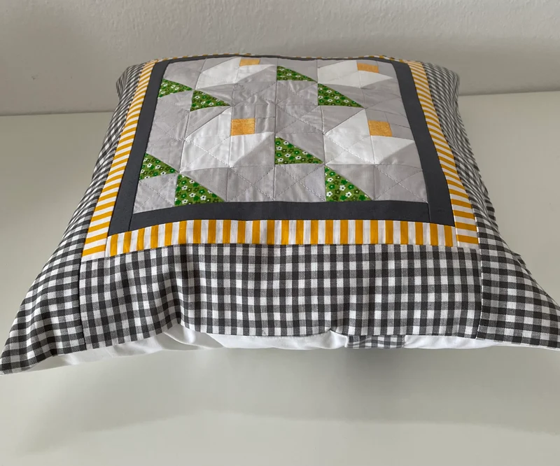 Patchwork Kissenhülle, Landhausstil Kissenbezug, grau/gelb/grün/weiß 40x40cm