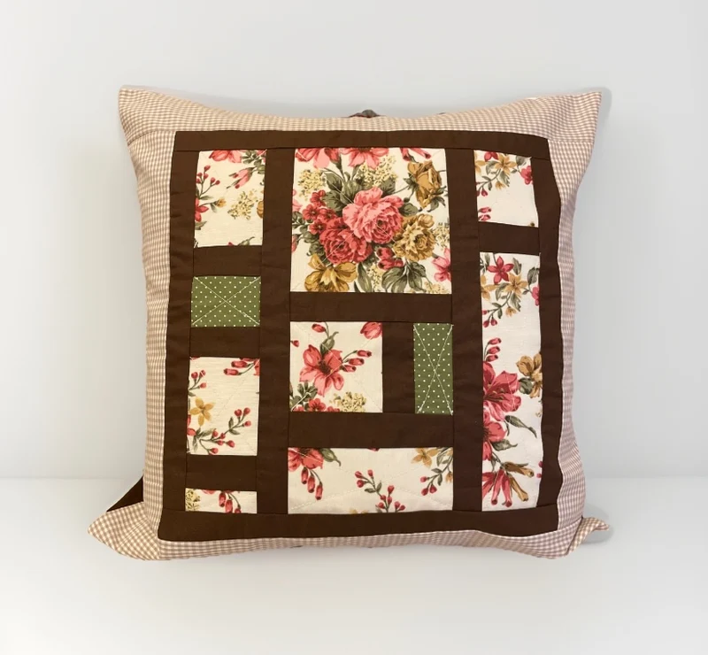 Patchwork Kissenhülle, Landhausstil Kissenbezug, braun /beige/grün 50x50cm