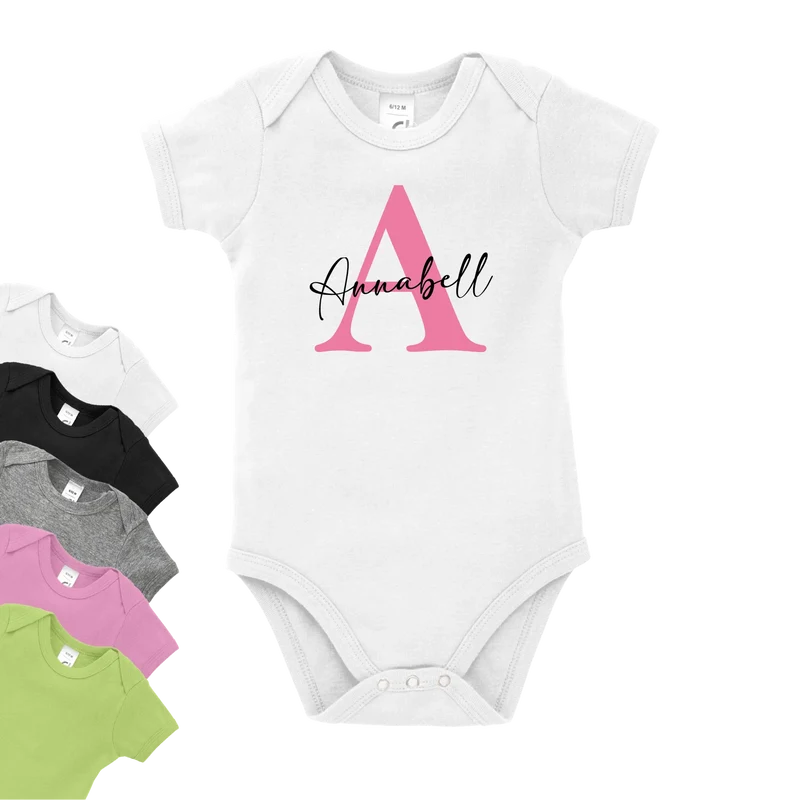 Personalisierter Babybody - Name & Anfangsbuchstabe - Baby-Strampler