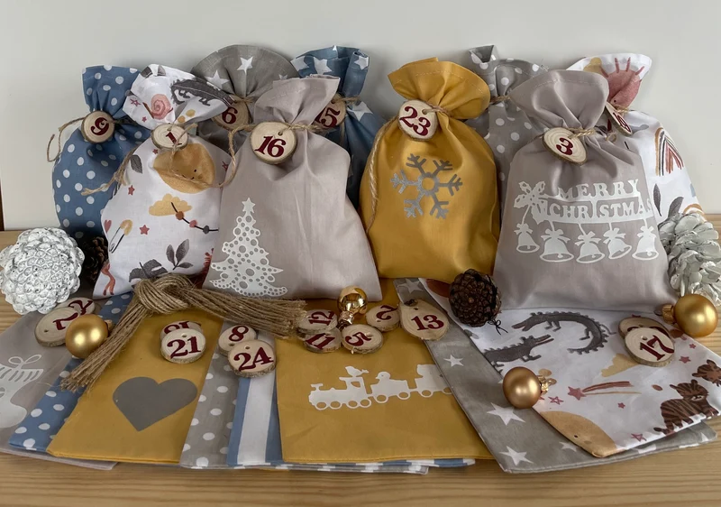 Adventskalender,Landhausstil Adventskalender zum Befüllen, Adventskalender Zahlen aus Holz, blau/senfgelb/taupe