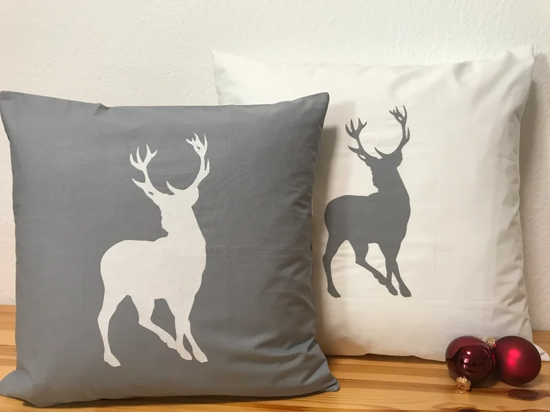 Weihnachtliche Landhausstil Kissenhülle * Kissenbezug * Dekokissen * Hirsch* weiß/grau