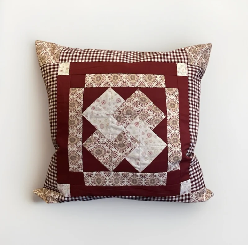 Patchwork Kissenhülle, Landhausstil Kissenbezug, beige/weinrot