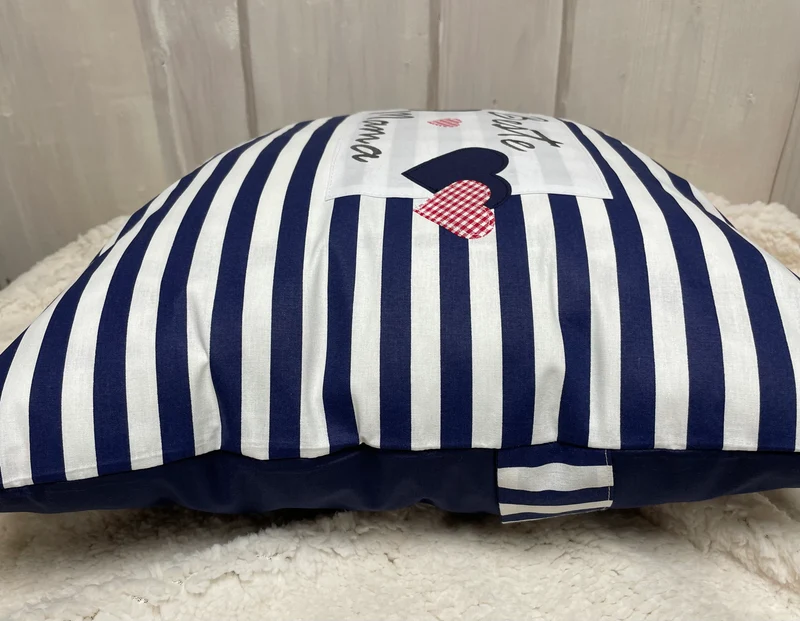 Landhausstil Kissenhülle, Muttertags Geschenk, Dekokissen *Beste Mama* blau/weiß