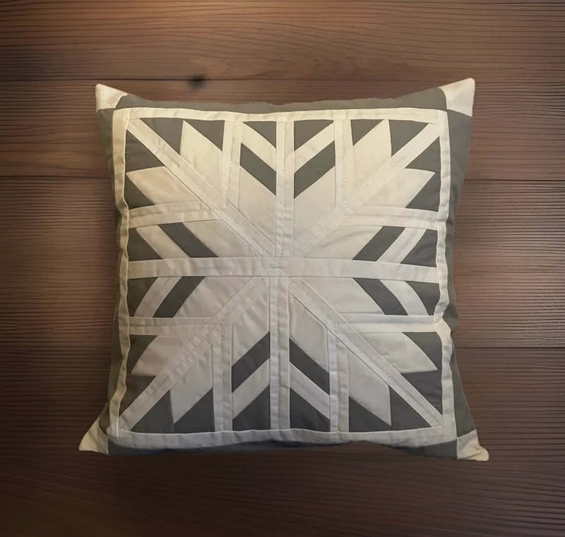 Patchwork Kissenhülle, Landhausstil Kissenbezug, grau/weiß 40x40cm