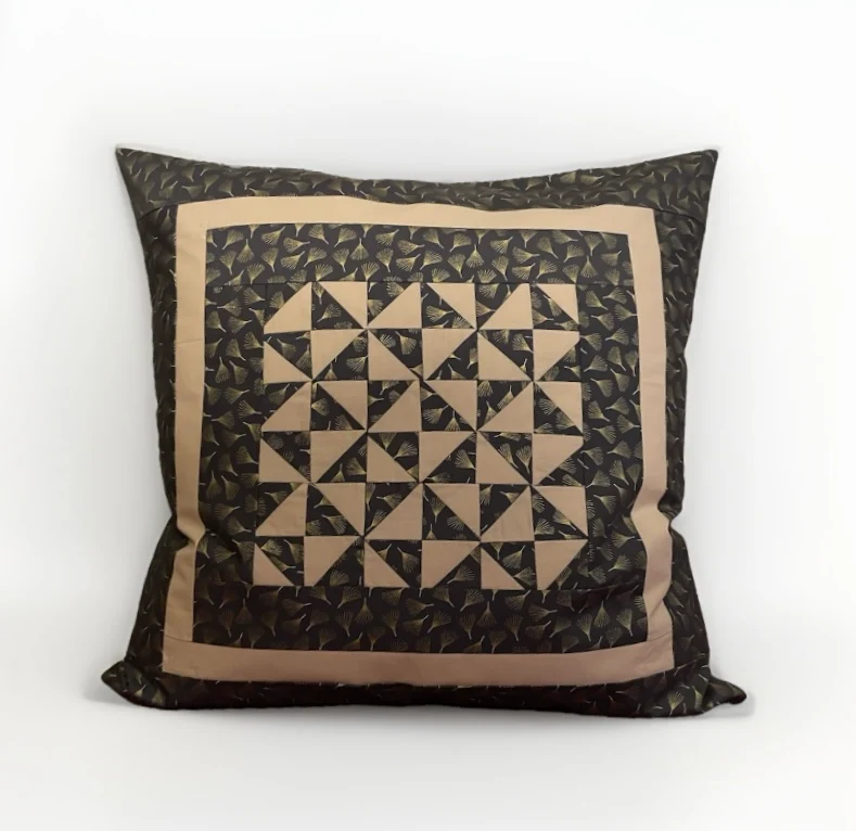 Patchwork Kissenhülle, Landhausstil Kissenbezug, grau/beige 50x50cm
